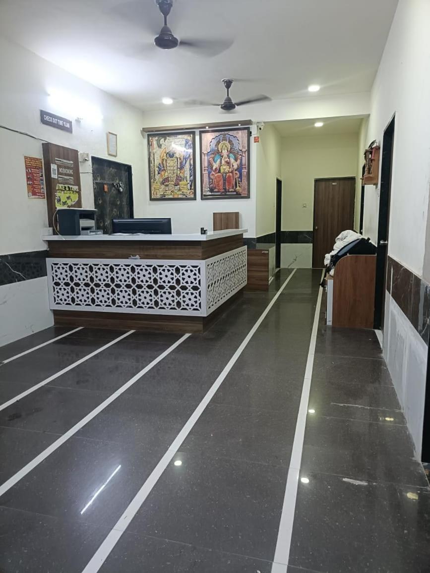 Hotel Mahalaxmi Dwārka 外观 照片